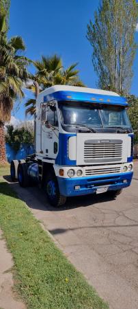 VENDO CAMION FREIGHTLINER ARGOSY 2010