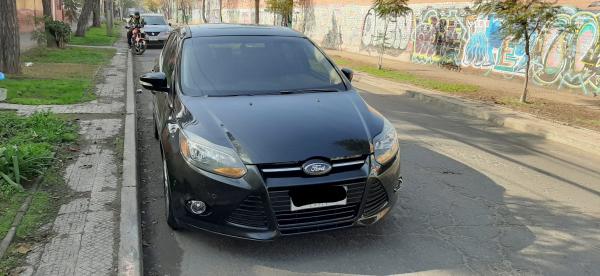 FORD FOCUS TITANIUM AT 5P