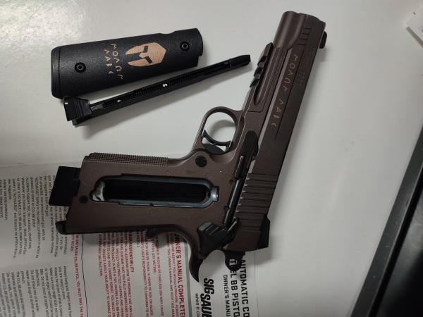 VENDO PISTOLA CO2 SIG SAUER 1911 SPARTAN