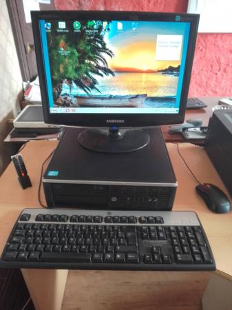 SE VENDE PC MÁS D-LINK