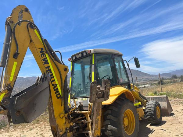 RETRO NEW HOLLAND B90B 4X4 2014   