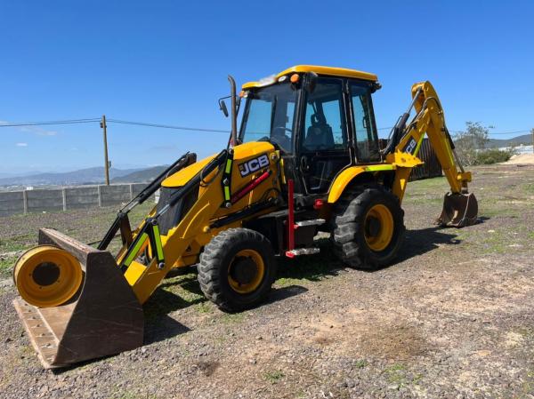 RETROEXCAVADORA JCB 3CX 4X4  2017   