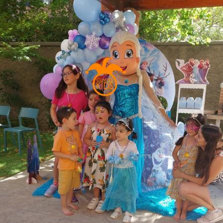 CONGELA A TODOS CON EL ARRIENDO DE ELSA