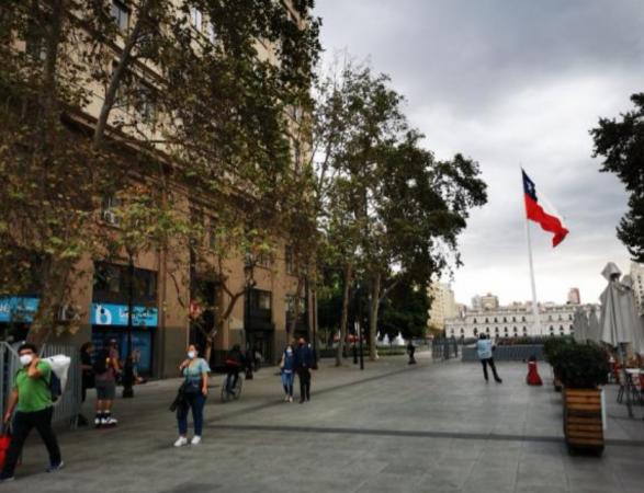 ARRIENDO OFICINA METRO MONEDA SANTIAGO 