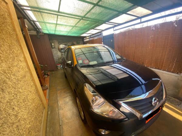 VENDO TAXI VERSA FULL 2019 COMO NUEVO