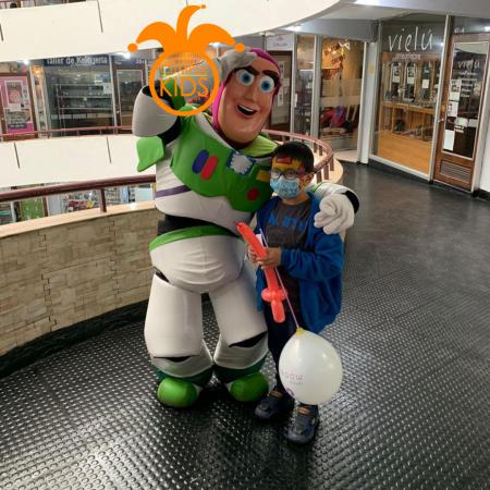  CORPOREO EN ARRIENDO [BUZZLIGHT YEAR]
