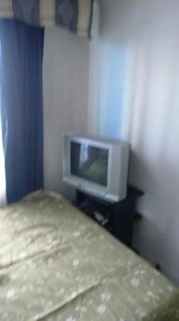 ARRIENDO  PIEZA  AMOBLADA