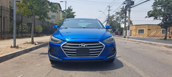POR APURO VENDO HYUNDAI ELANTRA 2017, CONVERSABLE