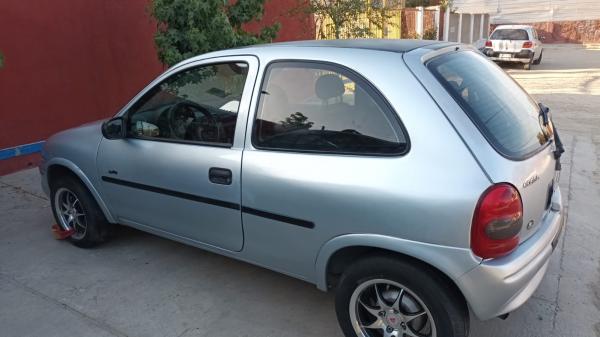 CHEVROLET CORSA HB 1.6