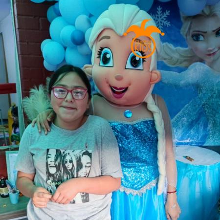 VISITA Y DIVERSION CON ELSA DE FROZEN