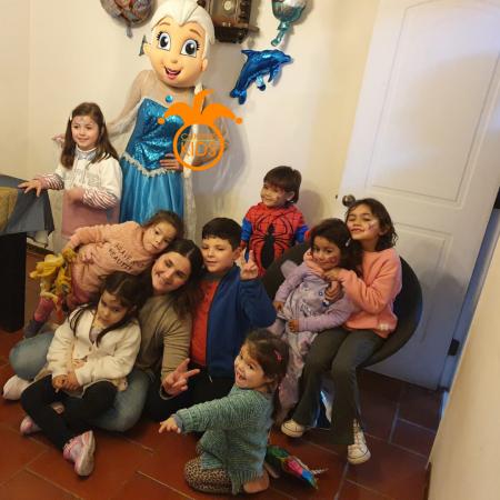 ANIMA TU FIESTA CON ELSA DE FROZEN 