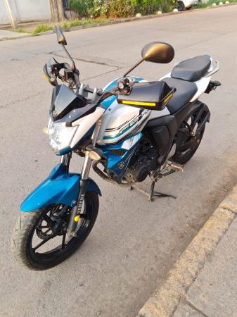 YAMAHA FZS 150CC