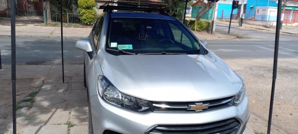 VENDO CHEVROLET TRACKER AÑO 2018