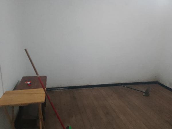 ARRIENDO DE PIEZA 