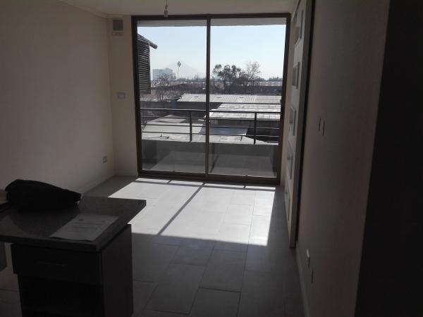 ARRIENDO DEPTO 1D1B CONSTANTINO 54