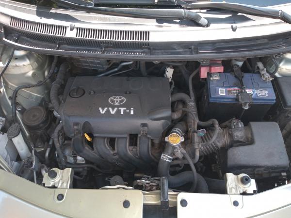 TOYOTA YARIS SEDAN FULL EQUIPO GLI1.5