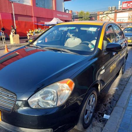 HYUNDAI ACCENT 2010 + DERECHOS TAXI