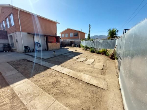 VENTA CASA 3D+1B+3E LAMPA