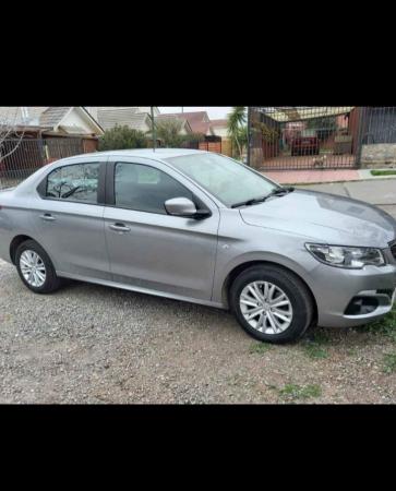 SE VENDE PEUGEOT 301 SEDÁN 1.6 BENCINERO 