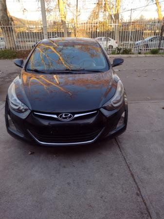 VENDO HYUNDAI ELANTRA