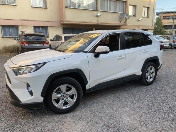 VENDE TOYOTA RAV4 2022 FULL EQUIPO 4X4 ÚNICA DUEÑA