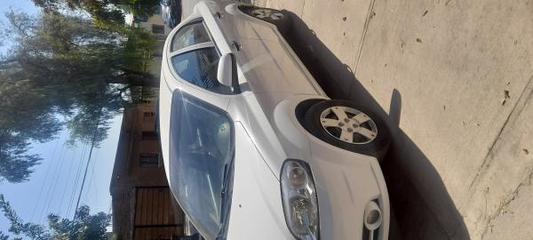 VENDO CHEVROLET AVEO  LT 2015 