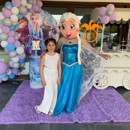 FESTEJA CON FROZEN