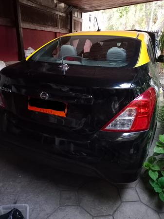 SE VENDE  TAXI  NISSAN VERSA- CURICO