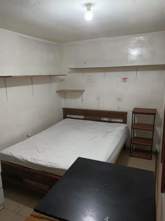 ARRIENDO DE PIEZA