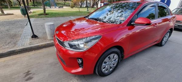 KIA RIO 4
