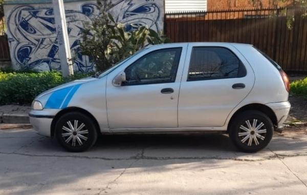 VENDO FIAT PALIO YOUNG SX AÑO 2003