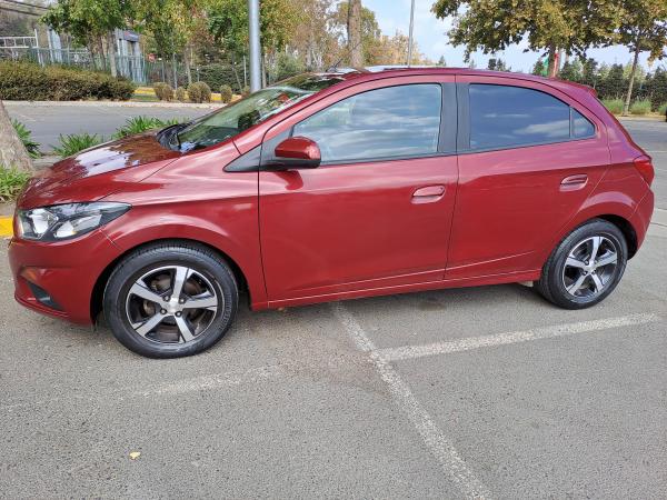 VENDO CHEVROLTE ONIX 2017