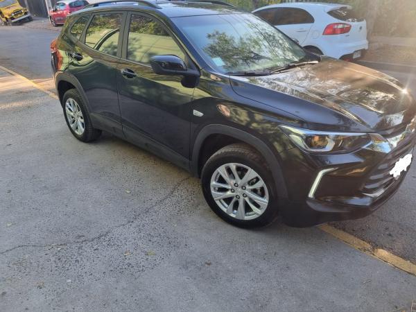 VENDO CHEVROLET TRACKER AÑO 2021