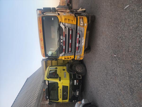 SE VENDEN 2 TOLVAS LLAMAR 987888558