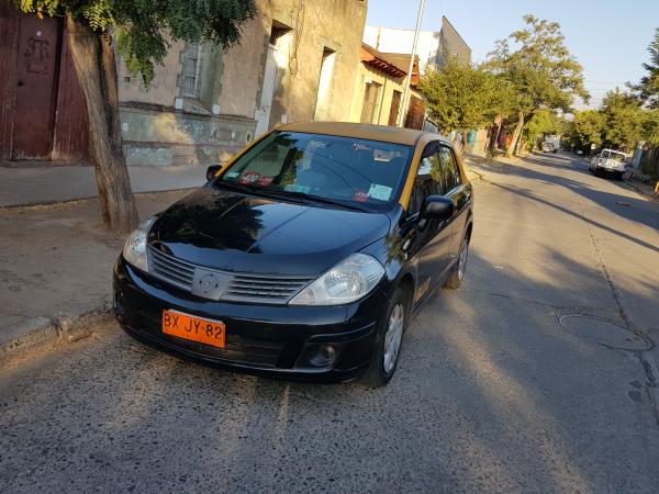 VENDO NISSAN TIIDA TAXI