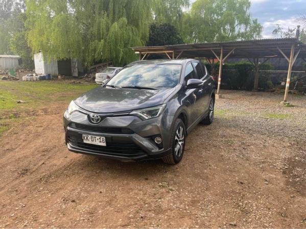 TOYOTA RAV 4