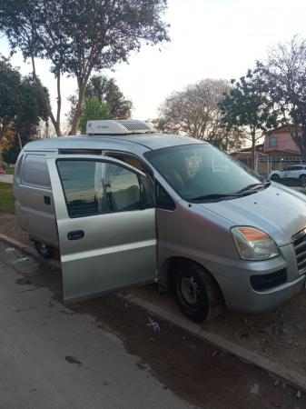 FURGÓN HYUNDAI CON REFRIGERADO