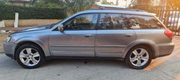 SUBARU OUTBACK 3.0 AÑO 2006