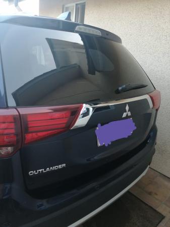 MITSUBISHI  OUTLANDER  