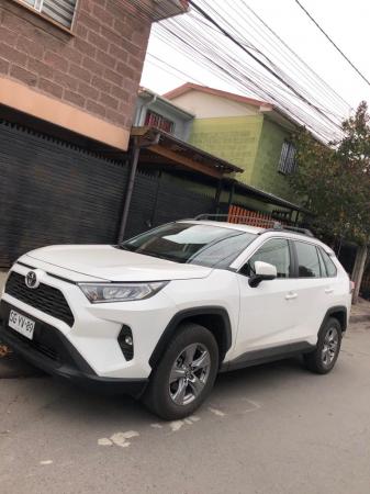 VENDO TOYOTA RAV 4 2023