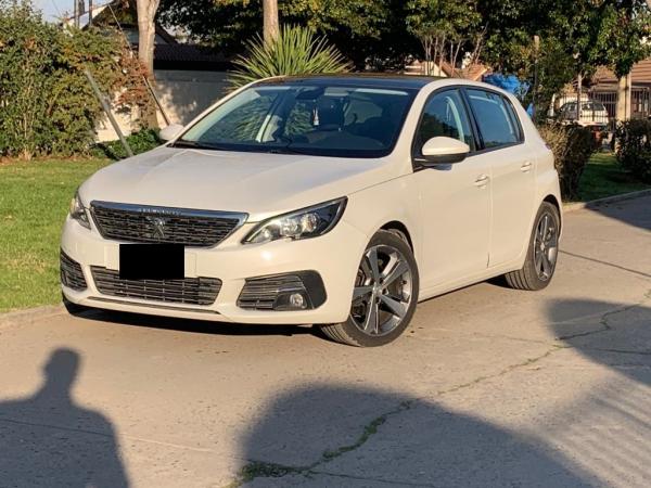 VENDO PEUGEOT 308 AUTOMATICO 2018