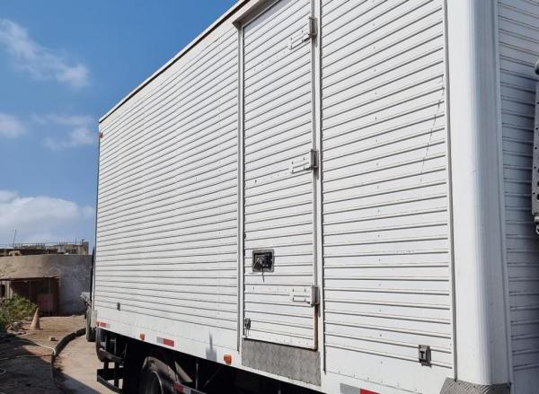 SE VENDE CARROCERÍA 