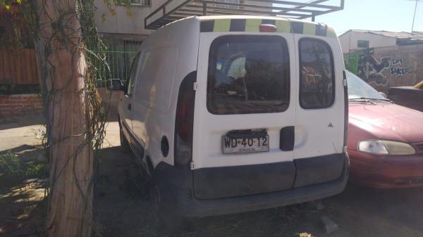 VENDO CAMIONETA PARA DESARME O REPARACIÓN 