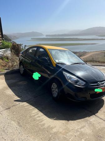 Taxi BÁsico Hyundai Accent 2016.