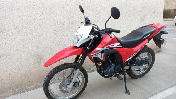 VENDO HONDA XR 190L