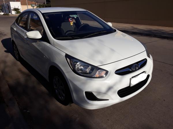 VENDO RADIO TAXI TOYOTA YARIS AÑO 2021