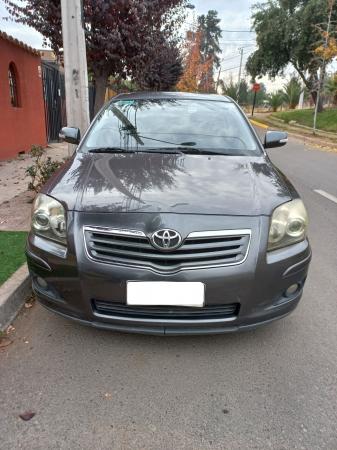 VENDO TOYOTA AVENSIS 2009
