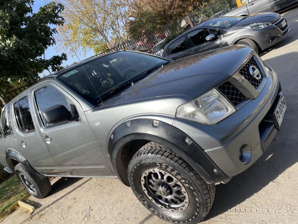 NISSAN NAVARA 4X4  FULL EQUIPO 