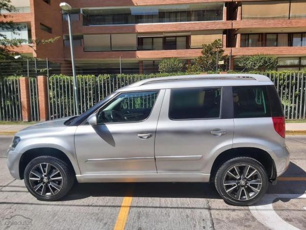 COMO NUEVO: SKODA YETI 2.0 TDI DIESEL 4X4