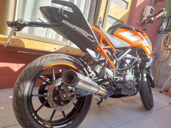 KTM DUKE 250 2021